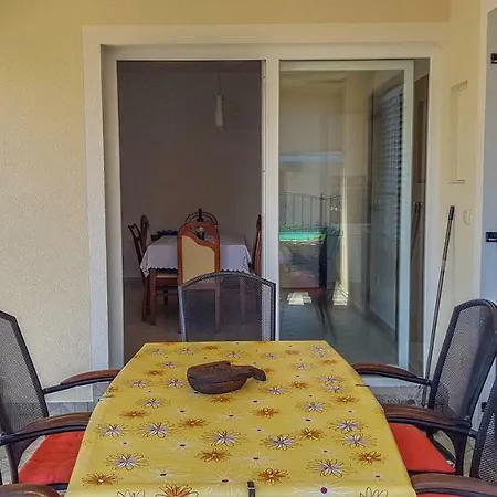 Apartman Hana Ika Exterior photo