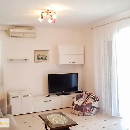 Apartman Hana Ika Exterior photo
